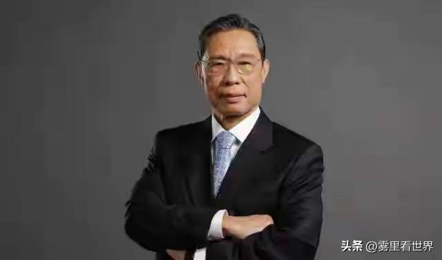 钟南山做梦也没想到，自己一把年纪的妻子，如今也开始为他争光了