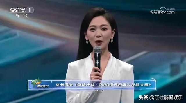 央视又一位主持新秀迅速崛起，比赛场失意的石笑歌为何备受重用？