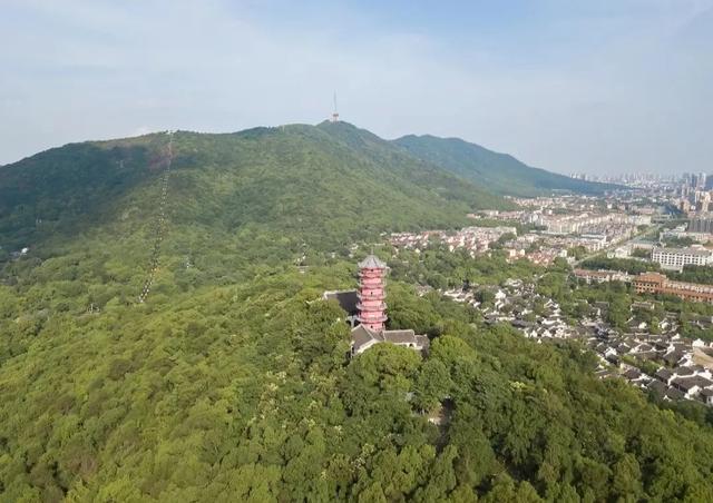 江苏无锡最有名的山，被誉为“江南第一山”，知道的人却不多