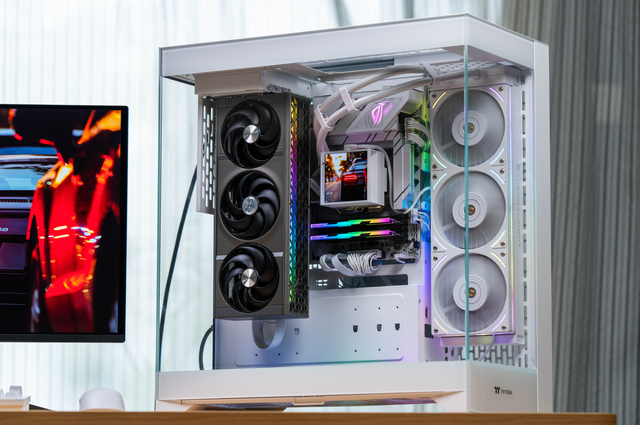 实测22款游戏！AMD RX9070是4K游戏入门卡还是爽玩卡？