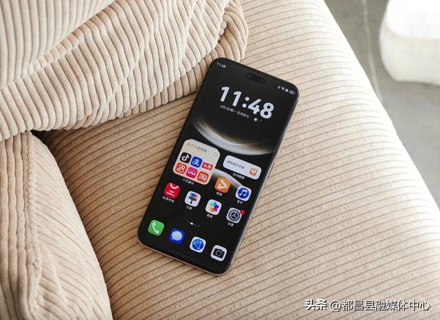 华为也有性价比，麒麟芯+双卫星通信+100倍变焦，512GB才卖3749元