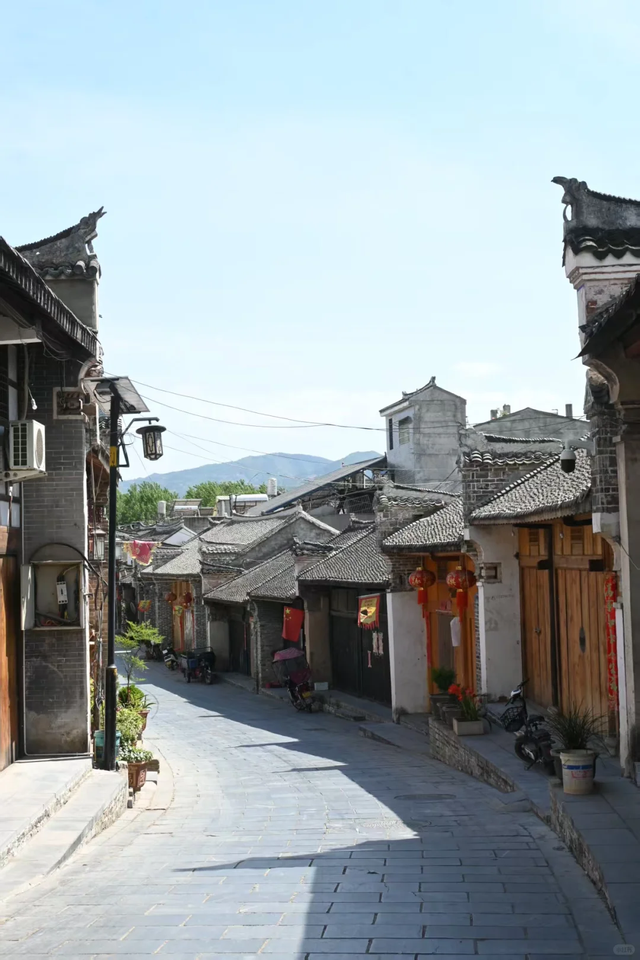 河南与陕西湖北交界处有个镇，被称为“小上海”，古建不输山西