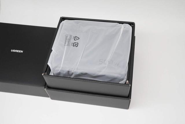 业界首款满血版PD3.1快充，绿联500W氮化镓充电器拆解