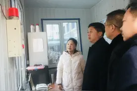 秦皇岛市教育局局长肖凤利实地踏查学校安全工作图片