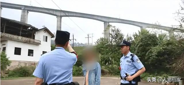 九三阅兵前夕，6名间谍落网！带1448份机密出逃，泄露尖端武器