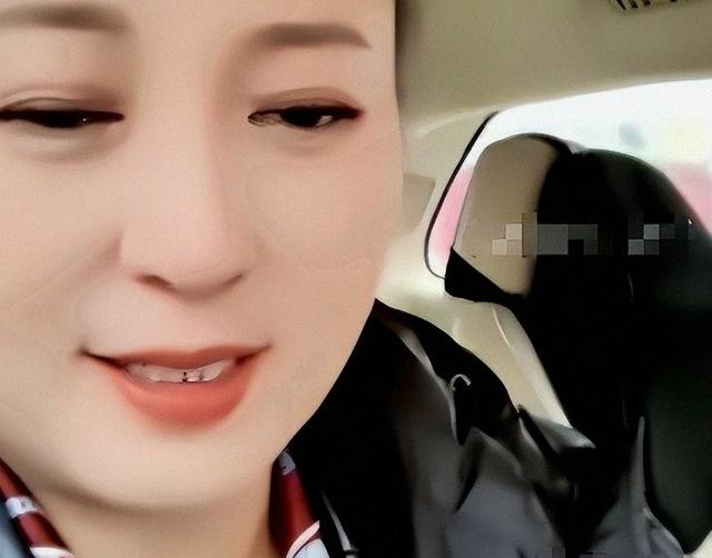 麻烦闹大！被官媒点名后，闫学晶再传噩讯	，这一次赵本山都遭波及