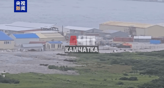 专家：海啸对俄核潜艇基地构不成威胁
