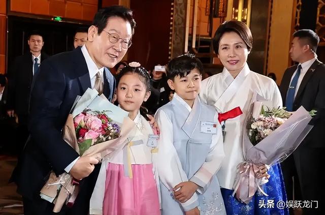 中韩已谈妥	，李在明通知全球，高市终于改口，不再奢求与中方见面