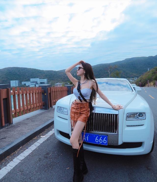 10年入狱2次，爆火后包一晚40万，如今的她又钓上富豪