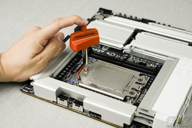 AMD锐龙线程撕裂者9980X评测：重新诠释“发烧级PC”