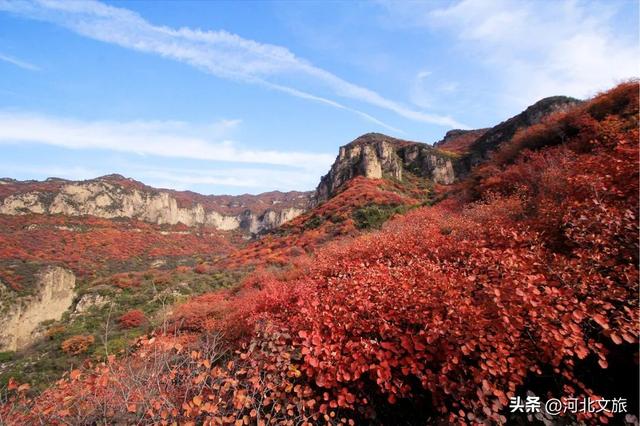 秋意正浓！是时候来石家庄平山开启一场秋日徒步了