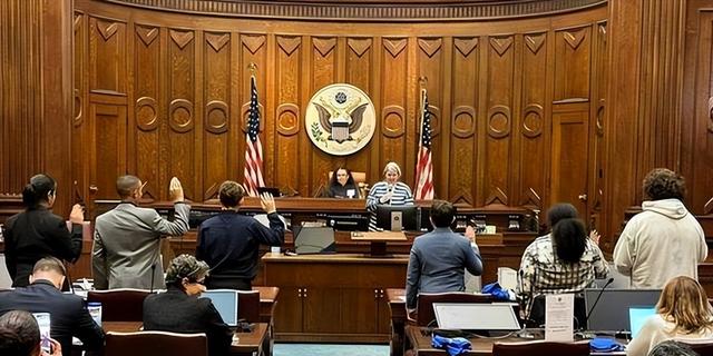 中方拒不接受！美方索赔1700亿	，美法院：考虑没收中方在美资产