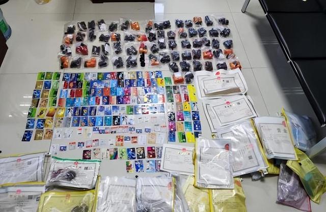 大批内鬼被抓！公安部披露惊人内幕，幕后黑手身份曝光，不简单