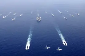 也门胡塞不打了？美国正在密谋着什么，要用五大航母两面包抄中国图片