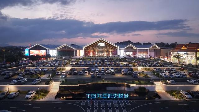 夯爆了!万宁7条春节旅游线路,喊您穿短袖过大年!