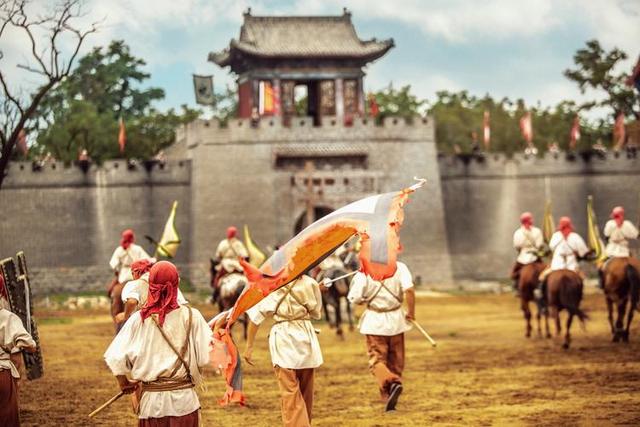 号称教科书级别的4A级景区，开封人的后花园，万岁山凭啥出圈？