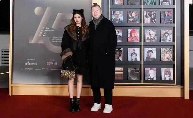 徐帆回应离婚5个月，冯小刚近况曝光	，他的“小心思”再藏不住了