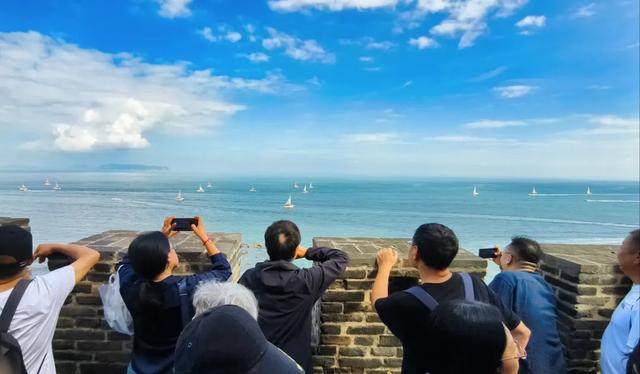 诸君，重阳来此登高赏景可好