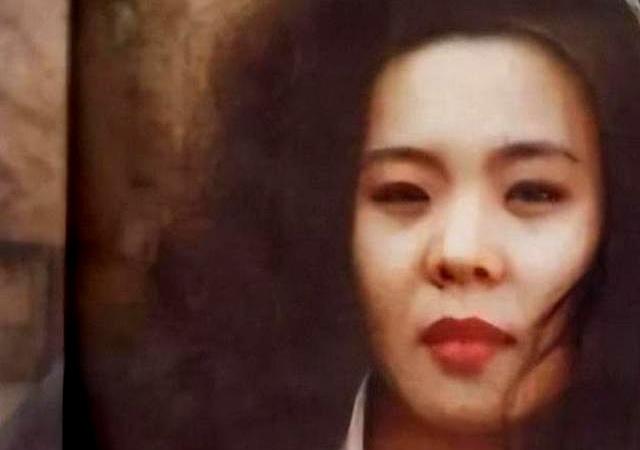 春晚爆红后，她洗完澡从23楼一跃而下，临终时最后喊了声“妈妈”