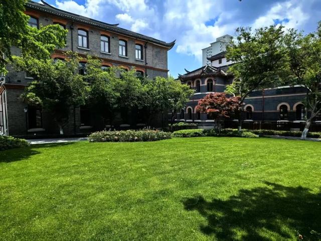 叮！你有一份上海秋日漫步地图待解锁→