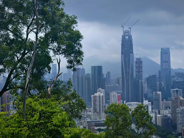 大暴雨之后的深圳罗湖笋岗，这里都快建成深圳新的CBD了！