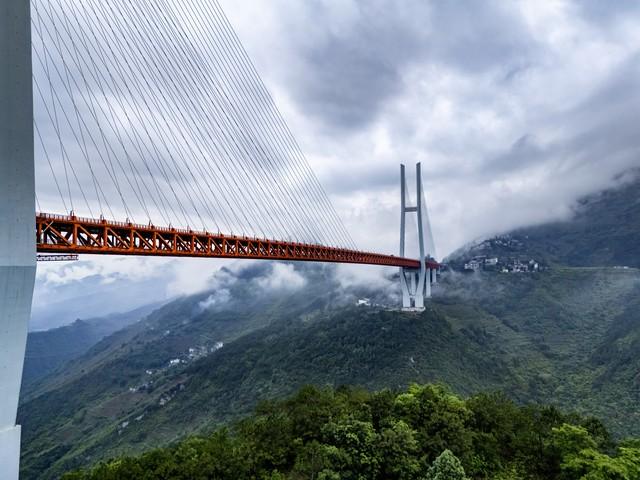 中国风景最美的10座大桥，世界第一高桥花江峡谷大桥仅排第2！