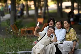 全国第二！入选暑期自驾热门目的地名单的乌鲁木齐的底气有哪些？图片