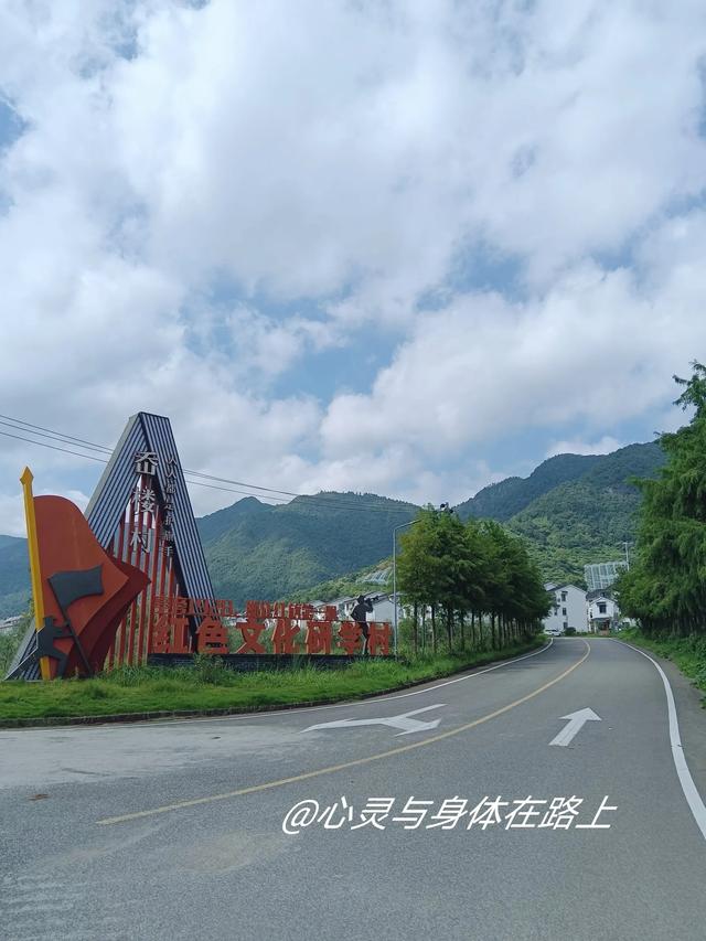 宁波东出发，一天玩转三门七个小众景点，随手一拍就是桌面壁纸。