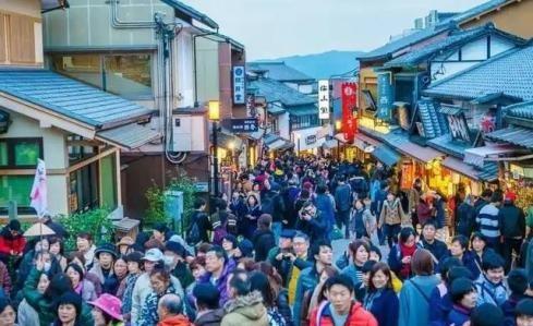 找到了高市早苗软肋，到目前	，日本只求了中国一件事，惨惨兮兮！