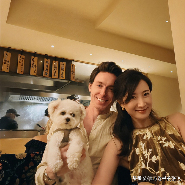 和陈赫离婚10年后，晒出情侣泳装照的许婧，没给前夫留一丝体面