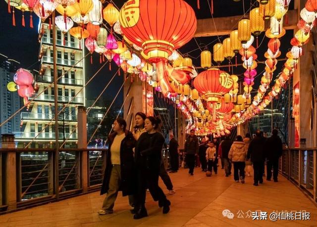 星河璀璨！来仙桃，游新春灯会！