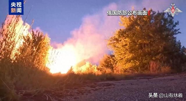 特朗普下令开火！俄大规模空袭，中国武器亮相欧洲