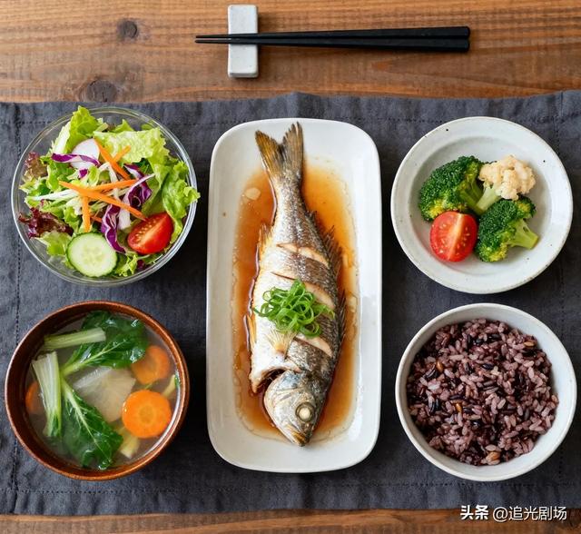 吃对顺序是关键！照着一周掉5斤，不饿肚子！