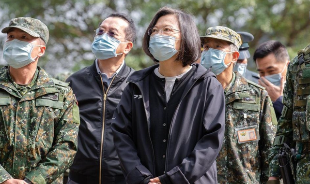 赖清德还未出岛，萧美琴对大陆做出两个承诺，国台办回应斩钉截铁