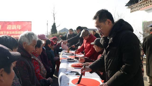 岱岳区：多彩文旅添年味 惠民活动乐万家