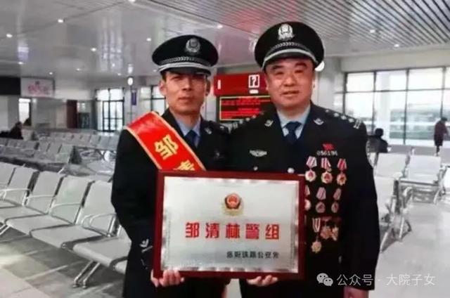 和平鸽 | 传承英雄精神 争做时代先锋