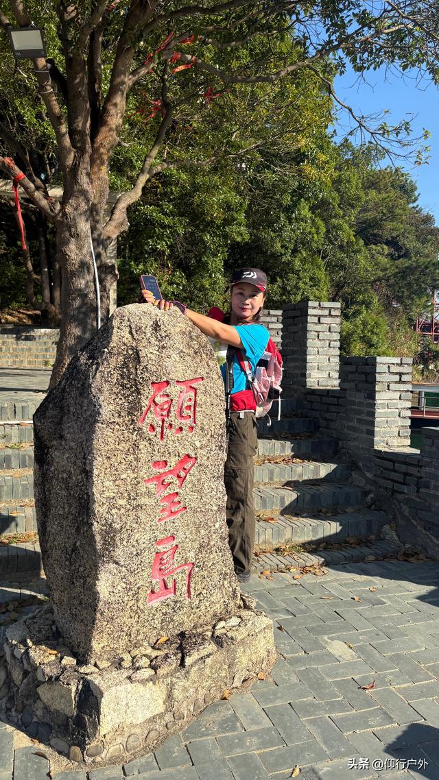 穿越万绿湖大型徒步