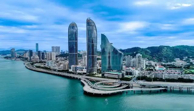 五个计划单列城市，为什么历史最悠久经济发达的宁波存在感最低？