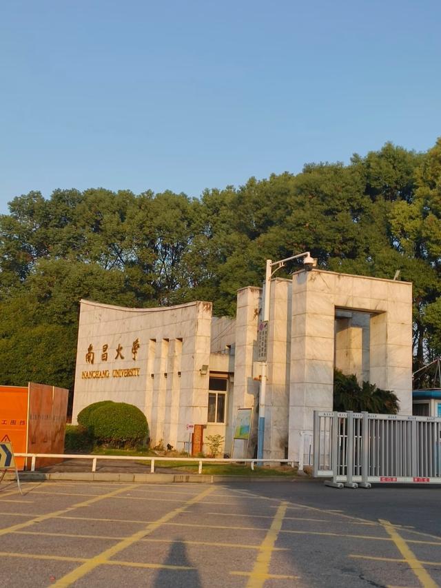 都说福州比南昌还要名气大，两地深度游后，才发现差距真的很大