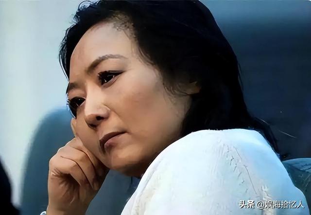重庆女首富吴亚军，每月收租2个亿，送前夫200亿，给女儿500亿