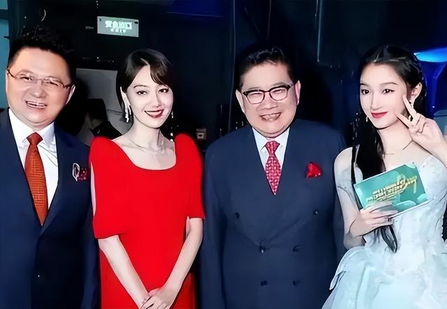 讨好大佬，陪睡上位	，遭央视“开除”，她身上的标签哪个才是真的