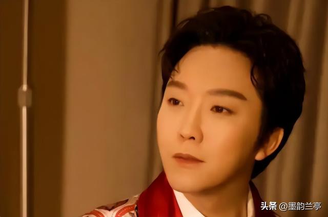 这一次	，47岁的“跳梁小丑”李玉刚，如今已彻底走上了另一条道路