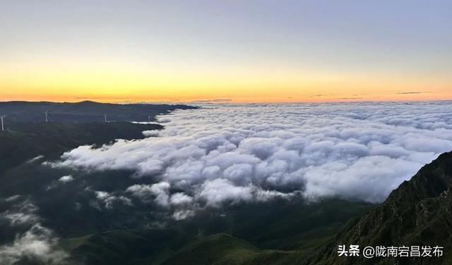 云游草原·乐享宕昌丨打卡宕昌草原，风车云海皆是诗