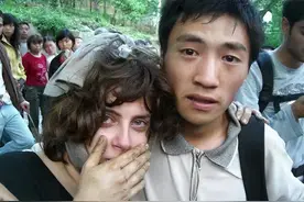 四川小伙地震中救以色列女孩，她苦寻十几年，如今终于迎来了结局图片