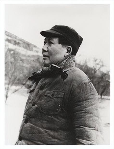 毛岸英牺牲与彭德怀有没有关系？毛主席一句话，道出不为人知真相