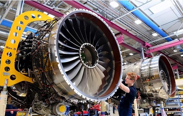 绝不向中国低头？宁愿裁员9000人卖公司，也不将技术转让给中国