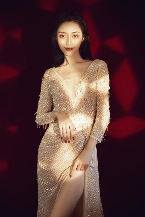 “买英国精子生3娃”的山东女人，7年后现状曝光：她后悔了吗？