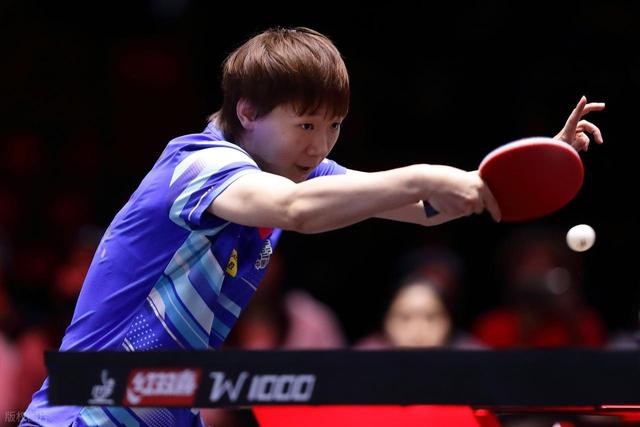 WTT横滨冠军赛：国乒8人晋级单打八强！孙颖莎3-1逆转桥本帆乃香