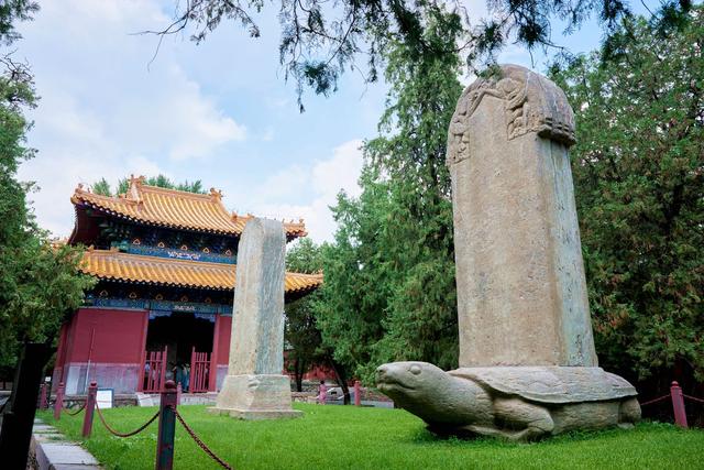 山东泰安岱庙，华夏名山第一庙，历史悠久，又被誉为“神的府邸”