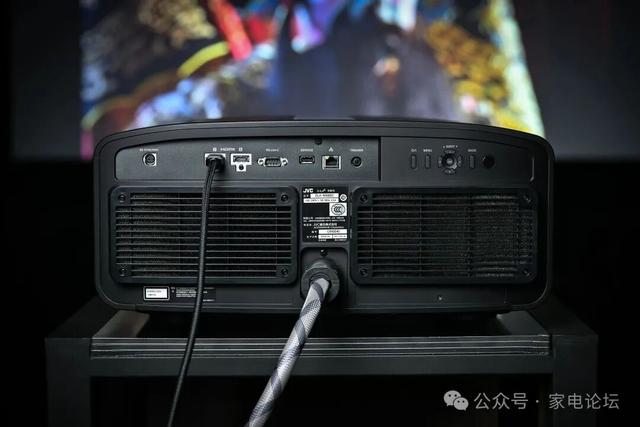 黑位王者与8K先锋： JVC DLA-N988 激光投影机体验分享